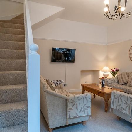 Kent Cottage - Town Centre, With Parking Kendal Exterior foto